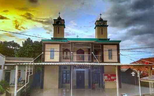 Masjid Jami Nurul Hidayah: Pusat Kehidupan Berkelanjutan di Cilacap